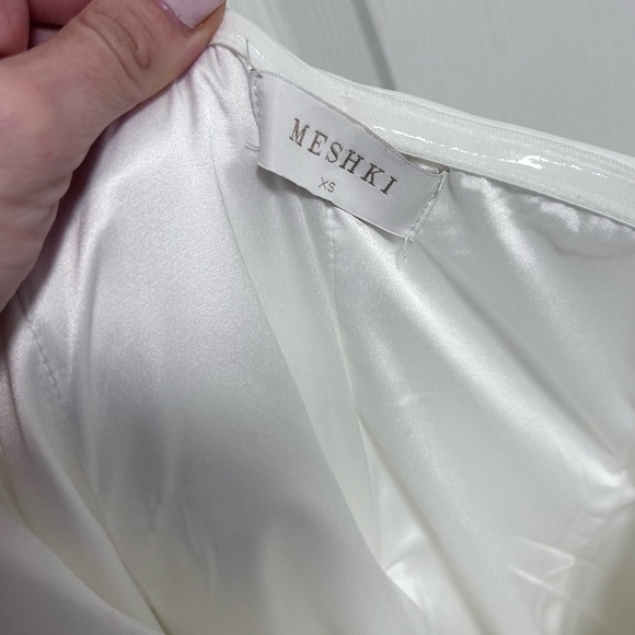 MEREDITH Strapless Bow Mini Dress - White - Picture 13 of 16